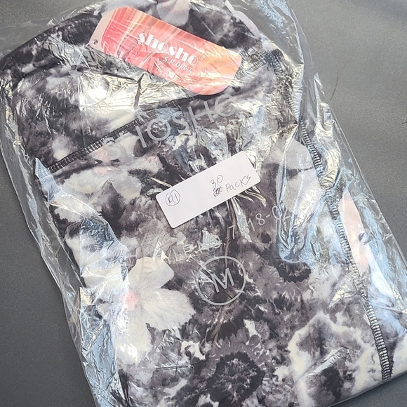 BLACK/GREY/PINK FLORAL MID-RISE LEGGING W/ STRAPPY MESH PANELS #7L18-02 - Picture 13 of 13